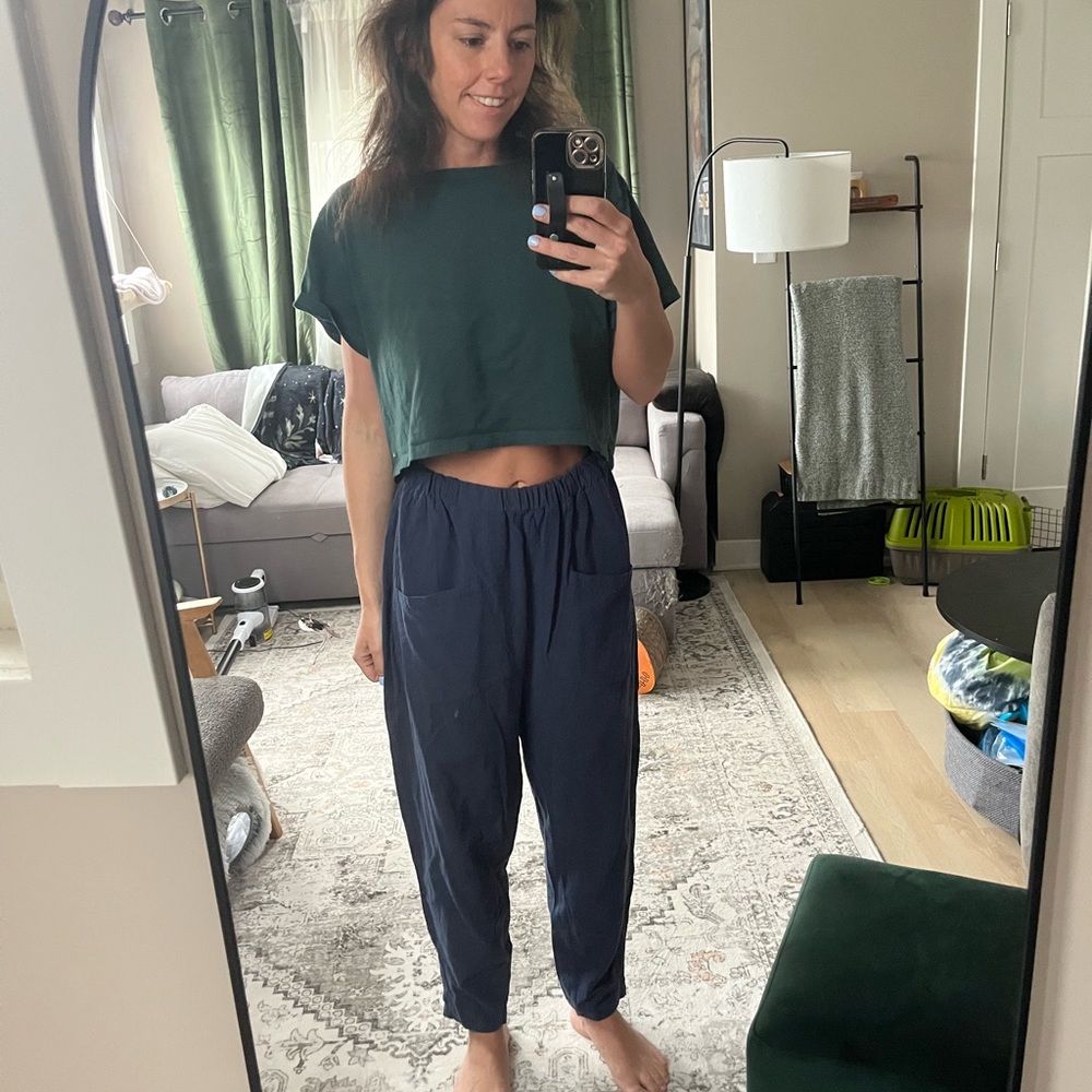 Emery Rose High-Rise Navy Casual Jogger Pants - Women Medium